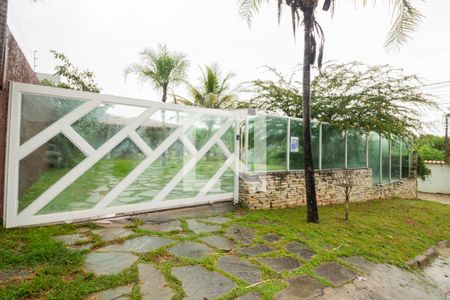 Casa para alugar com 500m², 2 quartos e 8 vagas Casa para alugar com 500m², 2 quartos e 8 vagasFachada