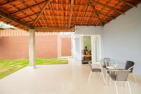 Casa para alugar com 500m², 2 quartos e 8 vagas Casa para alugar com 500m², 2 quartos e 8 vagasVaranda