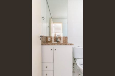 Apartamento para alugar com 59m², 2 quartos e 1 vaga Apartamento para alugar com 59m², 2 quartos e 1 vagaBanheiro da Suíte