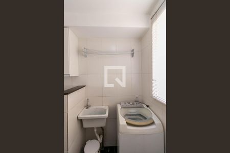 Apartamento para alugar com 59m², 2 quartos e 1 vaga Apartamento para alugar com 59m², 2 quartos e 1 vagaCozinha e Área de Serviço