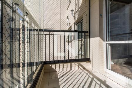 Apartamento à venda com 68m², 2 quartos e 1 vagaVaranda