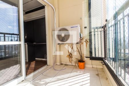 Apartamento à venda com 68m², 2 quartos e 1 vagaVaranda