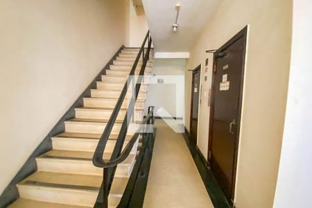 Apartamento para alugar com 50m², 1 quarto e sem vagaCorredor do predio