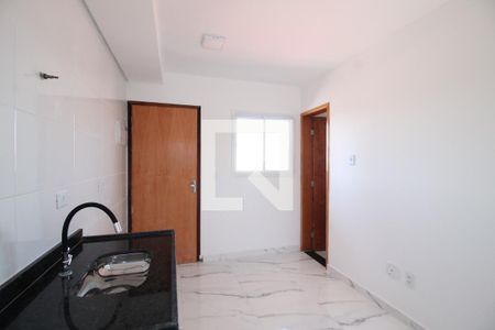Sala/Cozinha de apartamento para alugar com 2 quartos, 33m² em Vila Nova Savoia, São Paulo