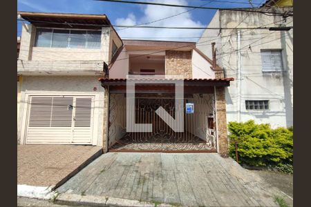 Casa à venda com 125m², 2 quartos e 2 vagasFachada