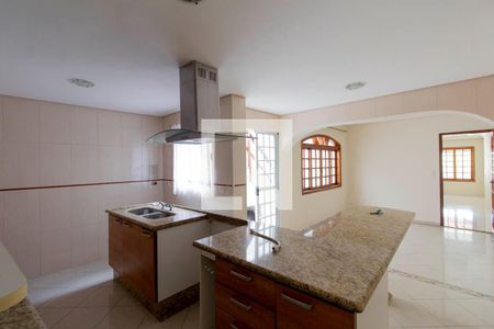 Casa à venda com 125m², 2 quartos e 2 vagasCozinha