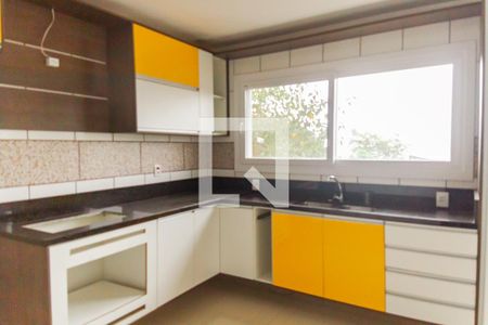 Casa à venda com 355m², 3 quartos e 5 vagasCozinha