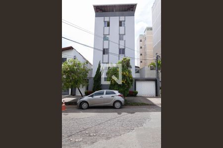Apartamento para alugar com 180m², 4 quartos e 2 vagasFachada do prédio 