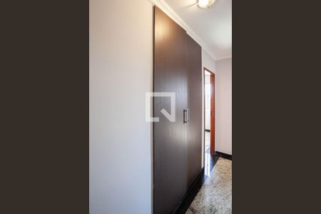 Apartamento para alugar com 180m², 4 quartos e 2 vagasCorredor - Armário 