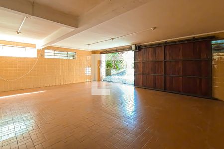 Casa à venda com 250m², 3 quartos e 4 vagasGaragem
