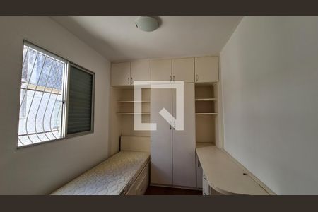 Quarto 2 de apartamento para alugar com 3 quartos, 65m² em Buritis, Belo Horizonte
