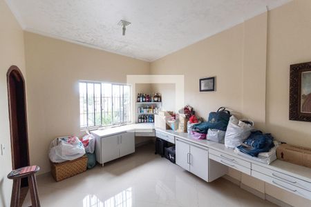 Casa à venda com 450m², 3 quartos e 3 vagasEscritório