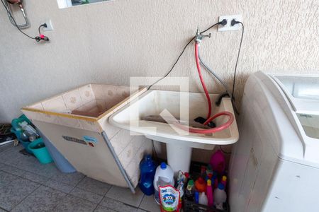 Casa à venda com 450m², 3 quartos e 3 vagasLavanderia