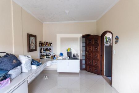 Casa à venda com 450m², 3 quartos e 3 vagasEscritório