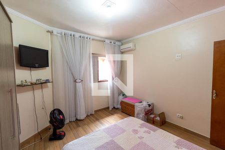 Casa à venda com 450m², 3 quartos e 3 vagasQuarto 2