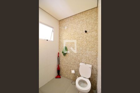 Casa à venda com 147m², 2 quartos e 2 vagasBanheiro