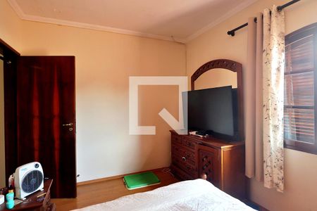 Casa à venda com 176m², 3 quartos e 2 vagasQuarto 3