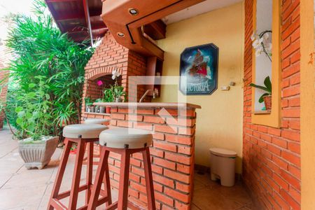 Casa à venda com 340m², 4 quartos e 3 vagasChurrasqueira