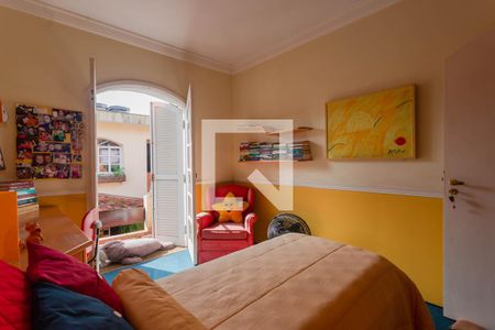 Casa à venda com 340m², 4 quartos e 3 vagasquarto 1