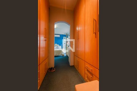 Casa à venda com 340m², 4 quartos e 3 vagasclo