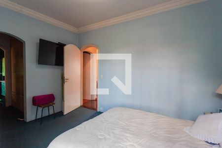 Casa à venda com 340m², 4 quartos e 3 vagasSuíte