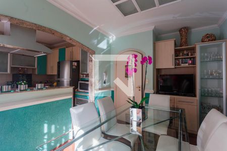 Casa à venda com 340m², 4 quartos e 3 vagasCozinha