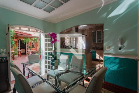 Casa à venda com 340m², 4 quartos e 3 vagasCozinha