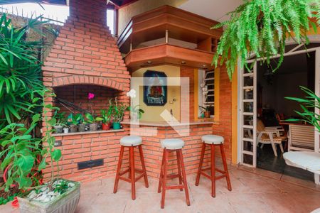 Casa à venda com 340m², 4 quartos e 3 vagasChurrasqueira