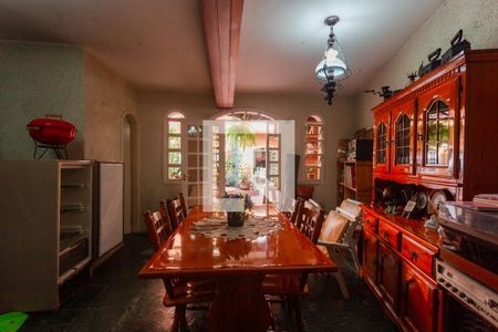 Casa à venda com 340m², 4 quartos e 3 vagasDeposito ou salão de festa