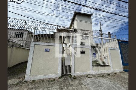 Casa à venda com 97m², 3 quartos e 2 vagasFachada