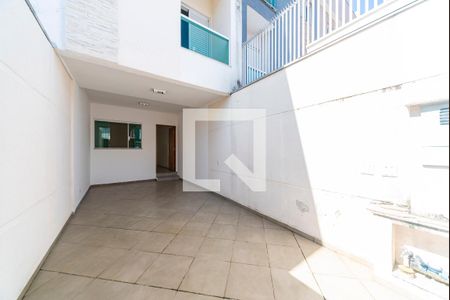 Casa à venda com 107m², 3 quartos e 2 vagasGaragem
