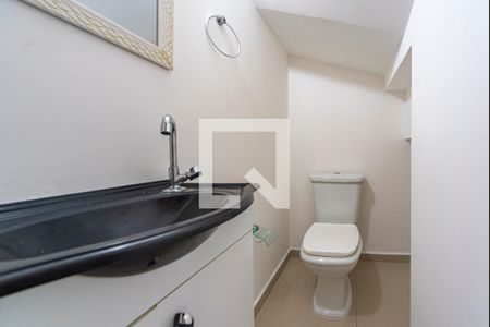 Casa à venda com 107m², 3 quartos e 2 vagasLavabo