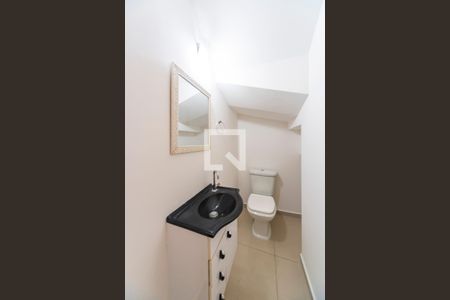 Casa à venda com 107m², 3 quartos e 2 vagasLavabo