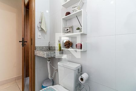 Casa de condomínio à venda com 78m², 3 quartos e 1 vaga Casa de condomínio à venda com 78m², 3 quartos e 1 vagaBanheiro