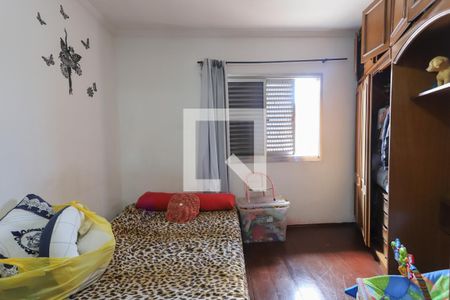 Casa à venda com 440m², 5 quartos e 3 vagasQuarto 2