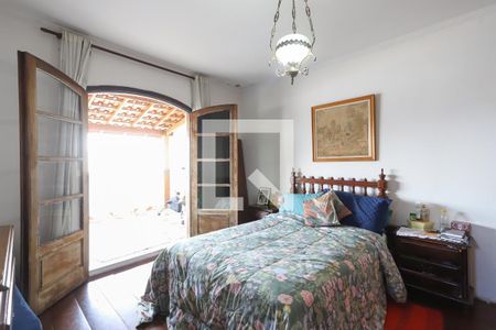 Casa à venda com 440m², 5 quartos e 3 vagasSuíte 1