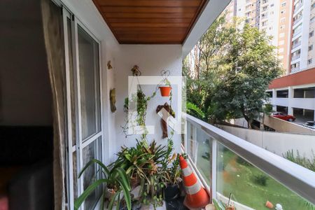 Apartamento para alugar com 104m², 3 quartos e 2 vagasVaranda