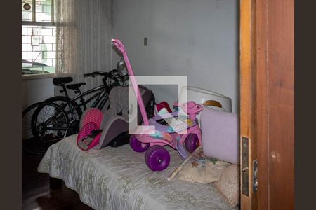 Casa à venda com 180m², 4 quartos e 2 vagas Casa à venda com 180m², 4 quartos e 2 vagasQuarto 4