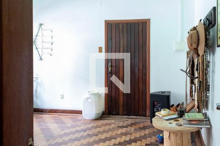 Casa à venda com 180m², 4 quartos e 2 vagas Casa à venda com 180m², 4 quartos e 2 vagasSala Principal