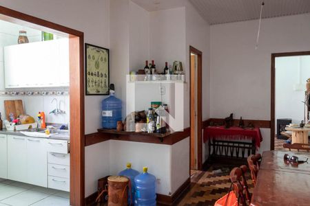 Casa à venda com 180m², 4 quartos e 2 vagas Casa à venda com 180m², 4 quartos e 2 vagasSala de Jantar