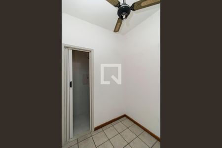 Apartamento para alugar com 56m², 1 quarto e 1 vaga Apartamento para alugar com 56m², 1 quarto e 1 vagaQuarto de Serviço