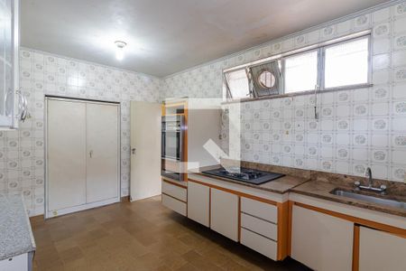 Casa à venda com 295m², 4 quartos e 5 vagasCozinha