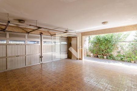 Casa à venda com 295m², 4 quartos e 5 vagasGaragem