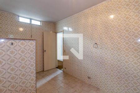Casa à venda com 295m², 4 quartos e 5 vagasBanheiro
