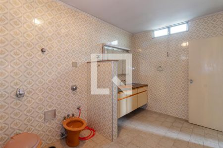 Casa à venda com 295m², 4 quartos e 5 vagasBanheiro