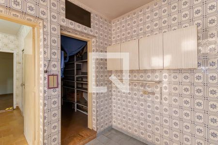 Casa à venda com 295m², 4 quartos e 5 vagasÁrea de Serviço