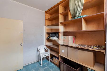 Casa à venda com 295m², 4 quartos e 5 vagasQuarto de Serviço