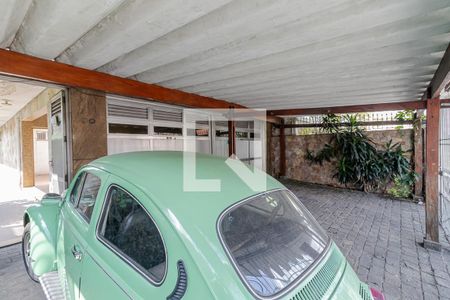 Casa à venda com 295m², 4 quartos e 5 vagasGaragem