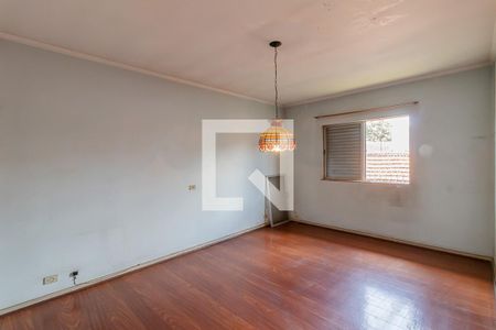 Casa à venda com 295m², 4 quartos e 5 vagasSuíte 1