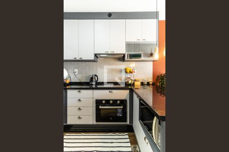 Cozinha de apartamento para alugar com 1 quarto, 34m² em República, São Paulo